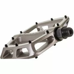 DMR V8 Pedal -BIKES shop b8c0df91 24b7 43b1 86a6 a672011fee98 4000x1375