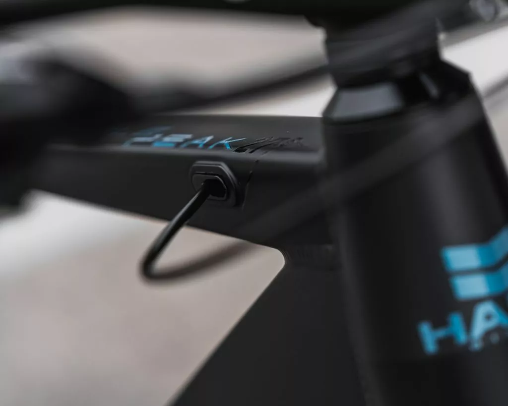 Haro Double Peak Trail 27.5 - Black 6 Haro Double Peak Trail 27.5 - Black - Image 4